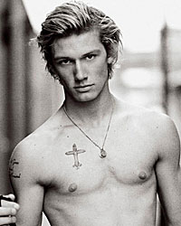 Alex Pettyfer